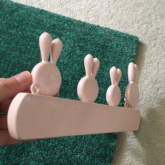 Adorable Kawaii bunny coat hanger for Baby or kids - Picture 4 of 6